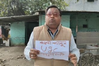 Kanpur UGC Bill protest at DM office by Akhil Bhartiya Kshatriya Mahasabha; BJP leader writing letter with blood to PM Modi.