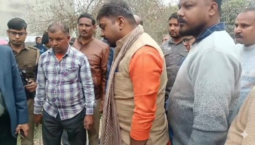 BJP MLA Rahul Bachcha Sonkar inspecting poor quality road construction in Kanpur.