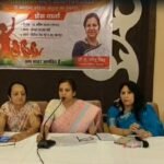 CA Neetu Singh addressing a press conference in Kanpur about Nari Shakti Vandan Adhiniyam 2026.