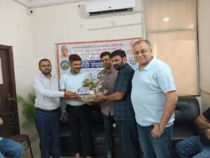 कानपुर गोविंद नगर में एसजीएसटी सेक्टर-3 द्वारा आयोजित व्यापारी संवाद कार्यक्रम की तस्वीर